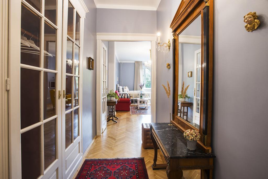 Engel Apartman Boedapest Buitenkant foto